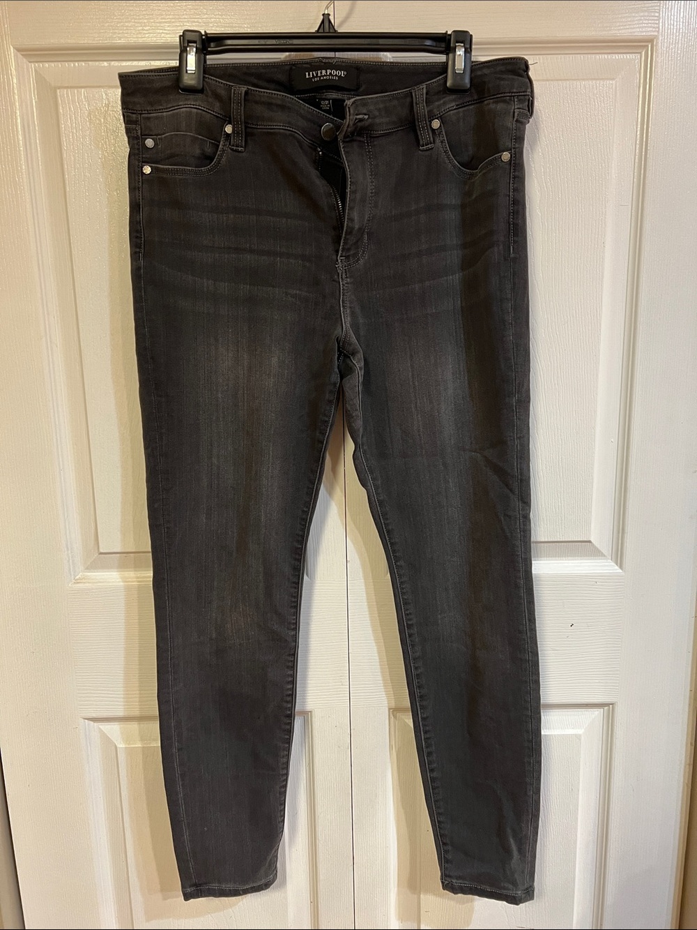 Liverpool Charcoal Gray Women's Skinny Jeans